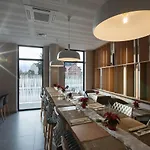 Boutique Centre
