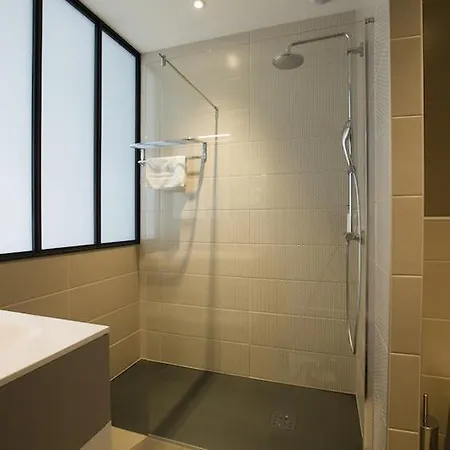 Boutique Centre 4*