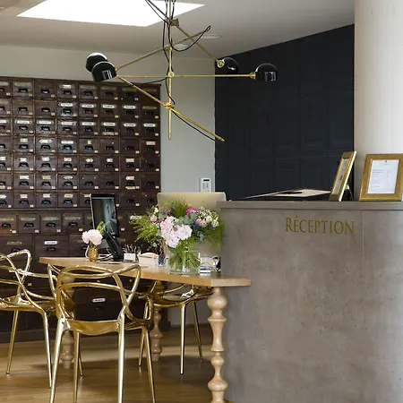 Boutique Centre Hotel