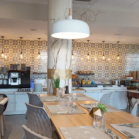 酒店 Boutique Centre 4*