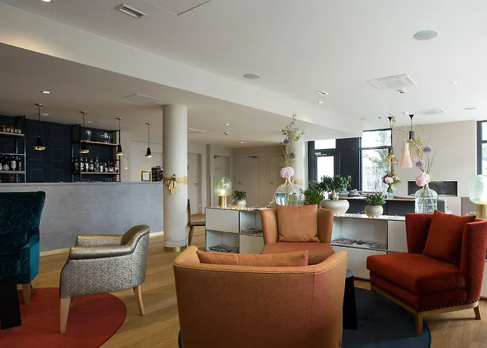 Boutique Centre Hotel