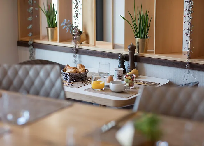 Boutique Centre Отель 4*